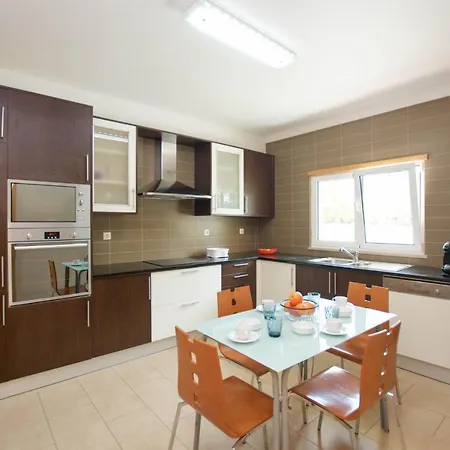 Relax Total Perto Dos Salgados Holiday home Gale (Albufeira)